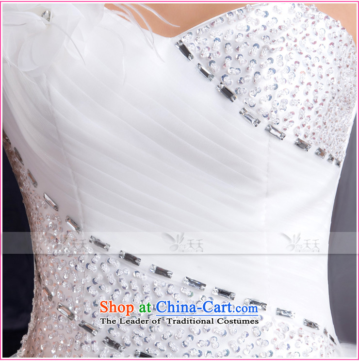 Mrs Alexa Lam roundup new 2014 Beveled Shoulder tail wedding marriages long tail with bore video thin bon bon skirt 15581 white L picture, prices, brand platters! The elections are supplied in the national character of distribution, so action, buy now enjoy more preferential! As soon as possible.