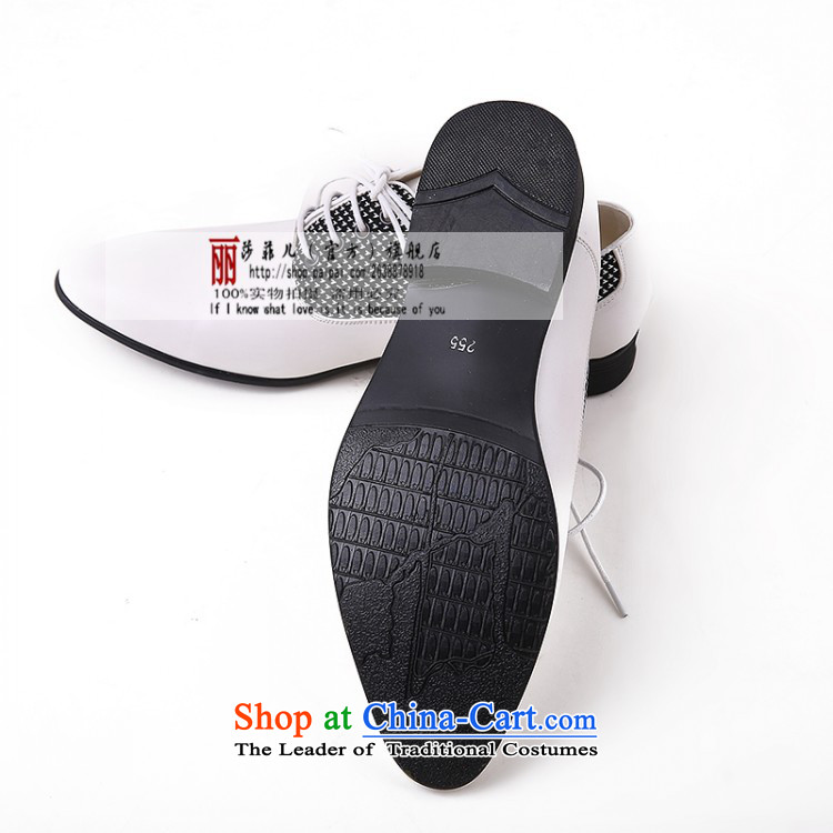 The autumn and winter men shoes, leather strap business round head leather ladys shoes and leather of the breathable genuine English shoe marriage shoes cinnabar red 43 pictures, prices, brand platters! The elections are supplied in the national character of distribution, so action, buy now enjoy more preferential! As soon as possible.