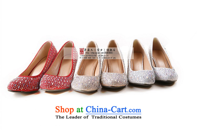 The Bride In The Golden Shoe marriage with rough shoes with red shoe size code marriage round head 6 cm with gold, 39 pictures, prices, brand platters! The elections are supplied in the national character of distribution, so action, buy now enjoy more preferential! As soon as possible.