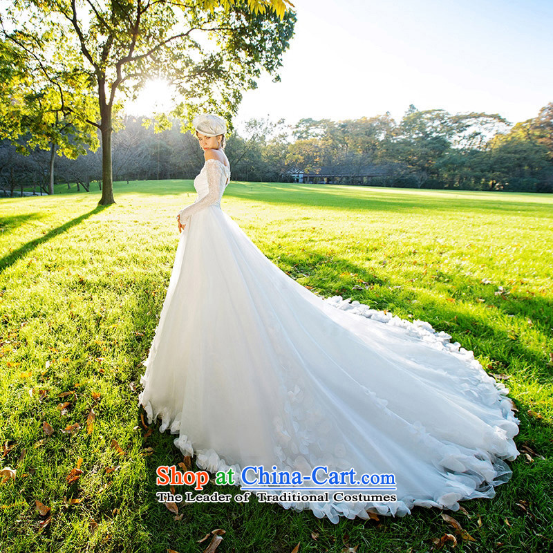 A Bride wedding dresses new 2015 winter marriage wedding flower petals large tail dream 2512, L, a bride shopping on the Internet has been pressed.