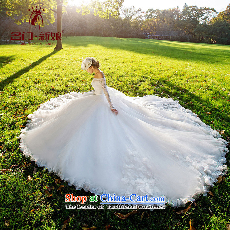 A Bride wedding dresses new 2015 winter marriage wedding flower petals large tail dream 2512, L, a bride shopping on the Internet has been pressed.