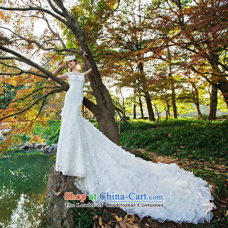A Bride wedding dresses new stylish 2015 Original Design crowsfoot large tail Wedding 2531 M, a bride shopping on the Internet has been pressed.