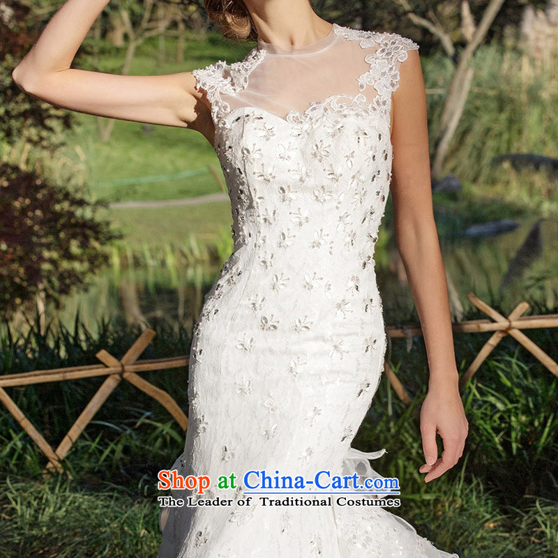 A Bride wedding dresses new stylish 2015 Original Design crowsfoot large tail Wedding 2531 M, a bride shopping on the Internet has been pressed.