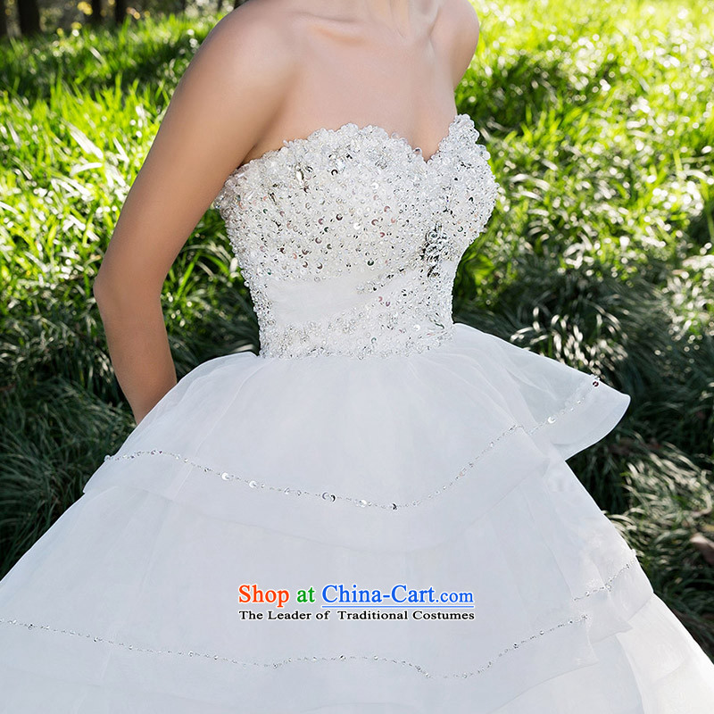 A Bride winter wedding cake with chest petticoats original design manually staple Pearl 2525 made 25 days shipment, a bride shopping on the Internet has been pressed.