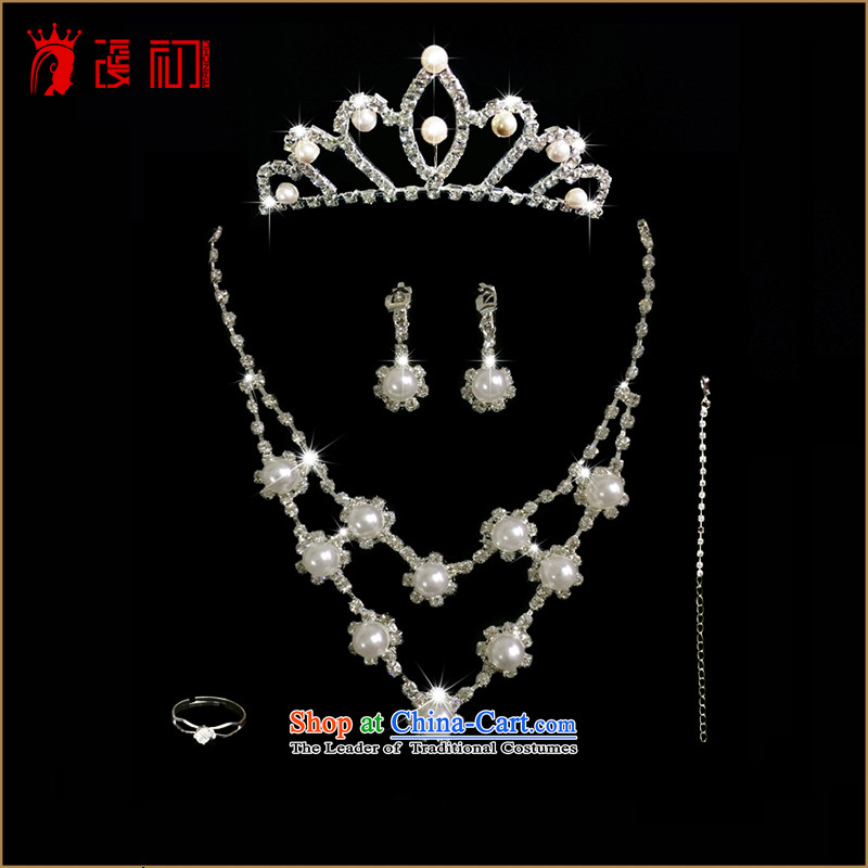 In the early 2015 new man bride Head Ornaments 5 piece won wedding ornaments jewelry hair accessories crown necklace ear fall arrest wedding accessories white 5-piece set, spilling the early shopping on the Internet has been pressed.