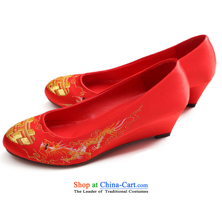The dumping of the wedding dress shoes wedding new 2015 low rise with large red retro embroidery, marriages bows with low shoes cheongsam red 35 pictures, prices, brand platters! The elections are supplied in the national character of distribution, so action, buy now enjoy more preferential! As soon as possible.