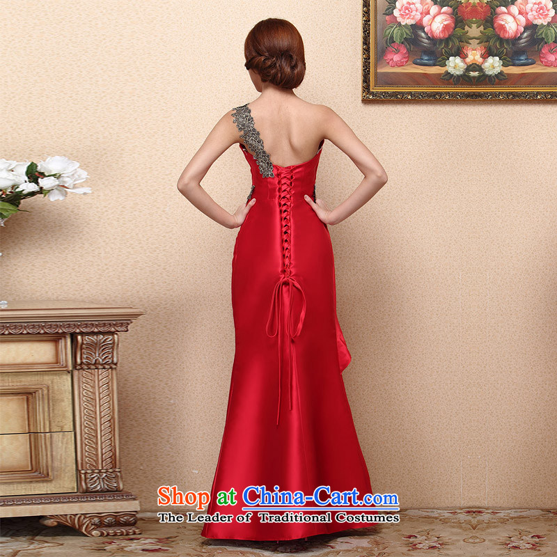 A new bride 2015 Red Dress stylish bows dress shoulder crowsfoot video thin 661 M from a dress bride shopping on the Internet has been pressed.