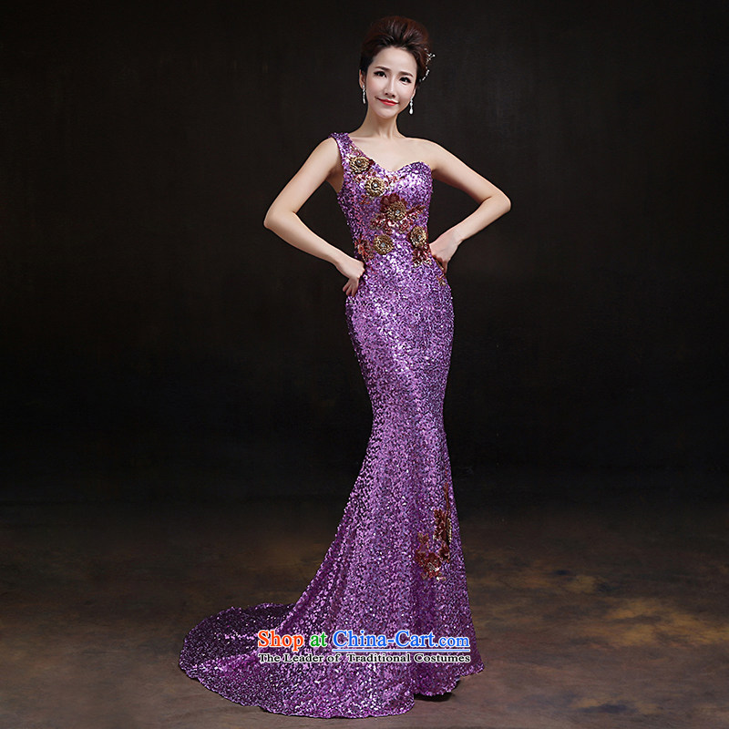 According to Lin Sha original single-chip on the shoulder tail evening dresses new marriages bows Services Services Sau San performance and stylish crowsfoot services according to Lin, under the auspices of S, Elizabeth shopping on the Internet has been pressed.