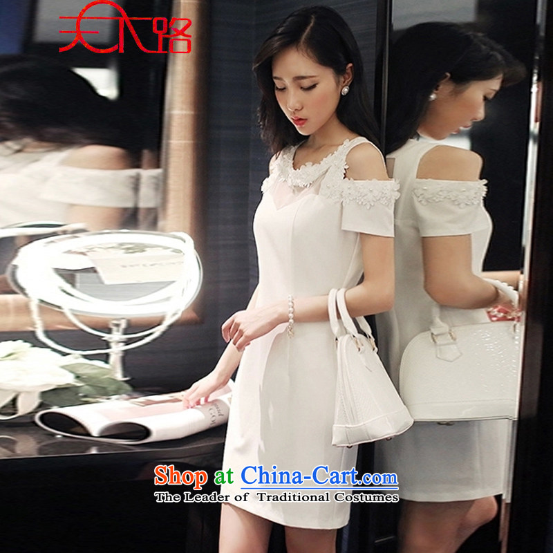  Summer 2015 Road female Korean three-dimensional flowers and sexy bare shoulders package and short skirts Sau San dresses dress skirt white L, Road , , , shopping on the Internet