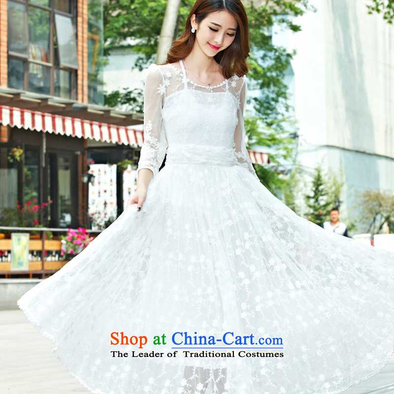 Four two-yi 2015 hook spend engraving Lace Embroidery retro arts oversized swing goddess beach resort long skirt 1335 White , L, four more than two Yi shopping on the Internet has been pressed.