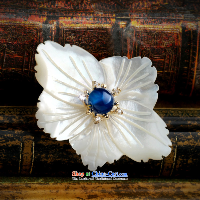 Special western deep-sea shells flowers temperament brooches female pin on the chest flower blossoms ,special,,, 2015 new birthday gift shopping on the Internet